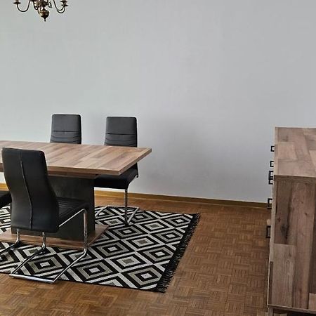 Joli 4 Pieces Salon De Provence Apartman Kültér fotó