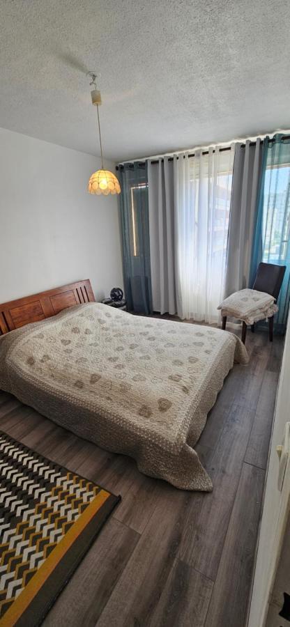 Joli 4 Pieces Salon De Provence Apartman Kültér fotó
